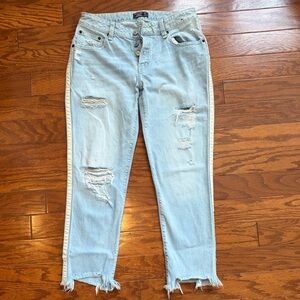 Abercrombie & Fitch Light Blue Cropped Jeans